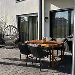 Bernstein Apartman *