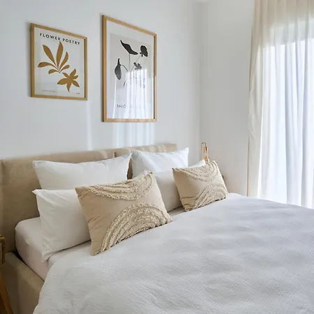 Bernstein דירה Pouch